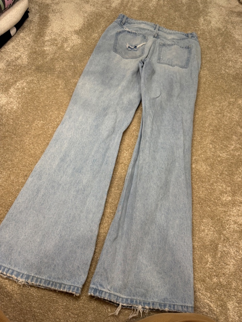 boutique wide leg jeans, distressed - Picture 2 of 4